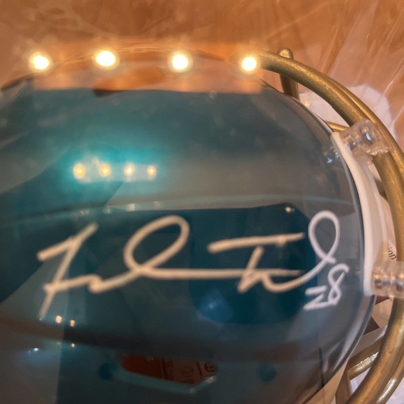 nfl autographed mini helmets Flash Jaguars Fred Taylor jsa certified - Picture 6 of 7